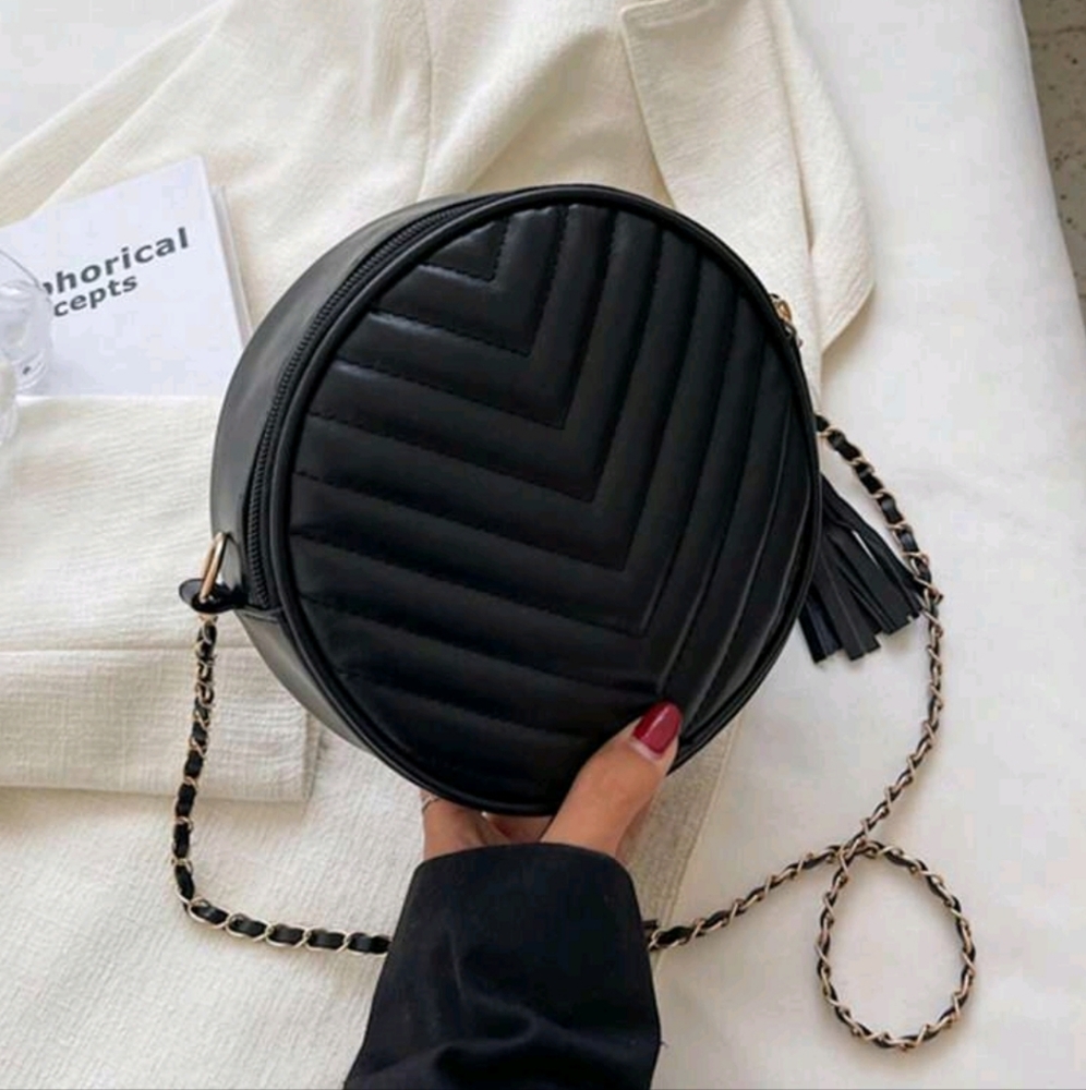 Fashion Circle Quilted Mini Chevron Chain Fringe Design Women Crossbody Bag Purs